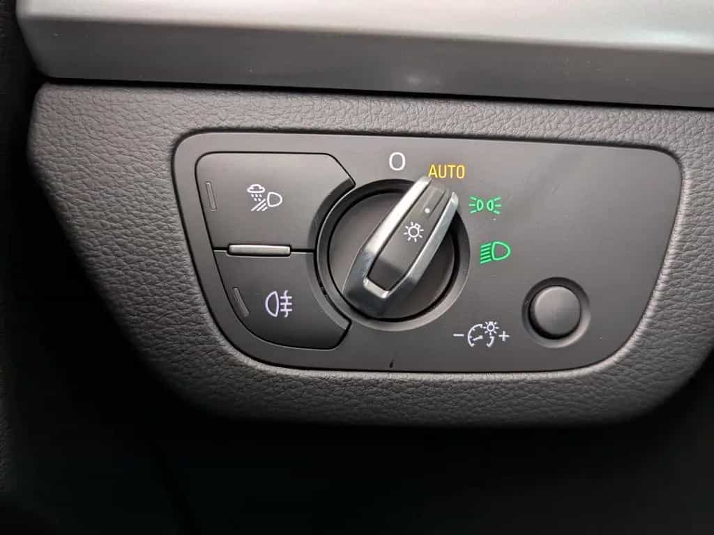 Audi Q5 2.0 TFSI quattro LED+NAVI+AHK+SHZ+RFK+VC+ 04/2018-photo-29