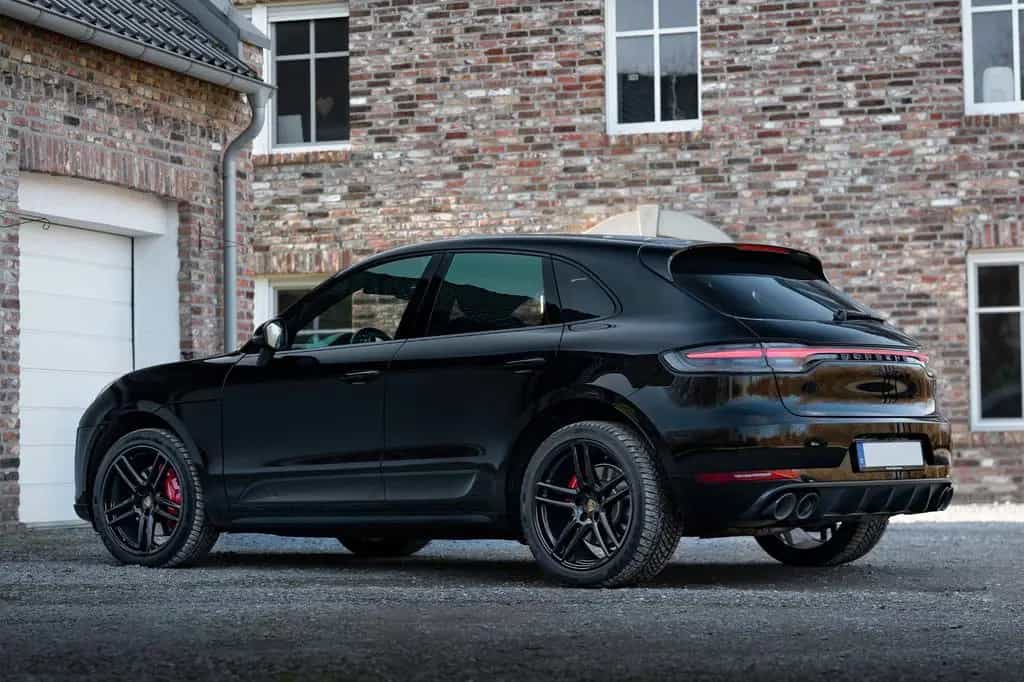 Porsche Macan GTS | STANDHEIZUNG|PANO|BOSE|18-WEGE|AHK 12/2020-photo-2