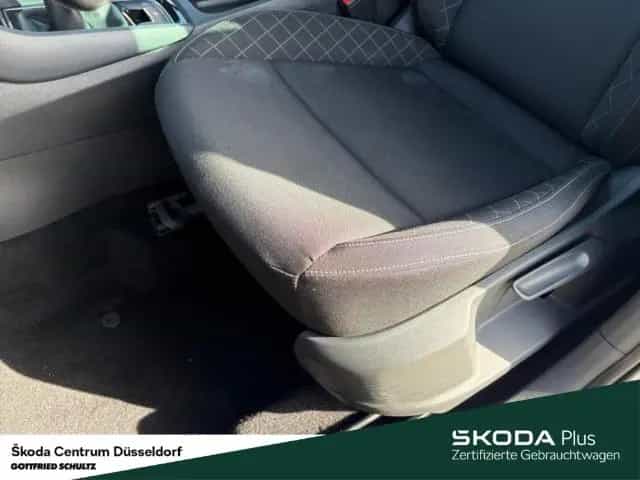 Skoda Karoq Ambition Business-Paket Amundsen Rückfahrk 01/2019-photo-12
