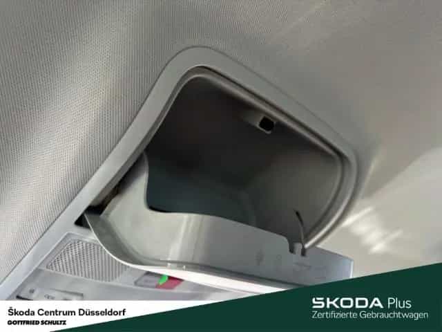 Skoda Karoq Ambition Business-Paket Amundsen Rückfahrk 01/2019-photo-24