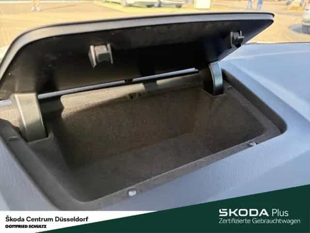 Skoda Karoq Ambition Business-Paket Amundsen Rückfahrk 01/2019-photo-26