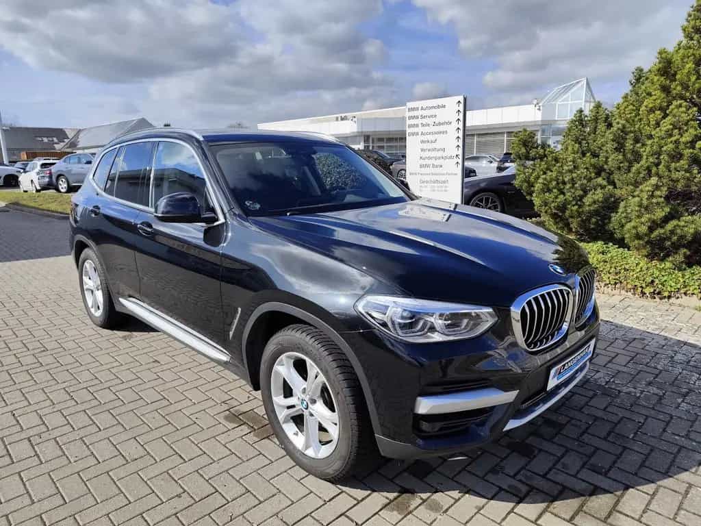 BMW X3 xDrive20d xLine LED LC Plus HUD AHK SHZ PDC T 11/2021-photo-2
