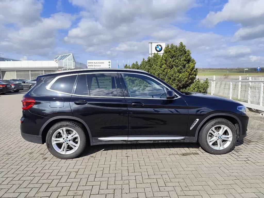 BMW X3 xDrive20d xLine LED LC Plus HUD AHK SHZ PDC T 11/2021-photo-3