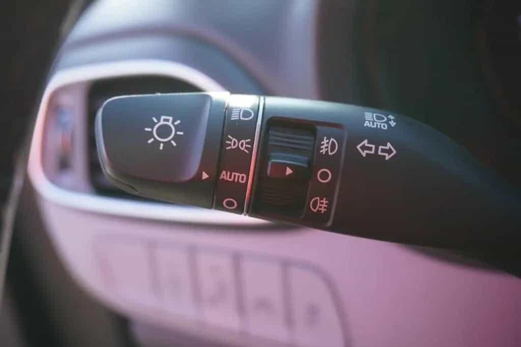 Hyundai i30 Kombi 1.4 T-GDI Premium LED Navi ACC Leder 08/2017-photo-22