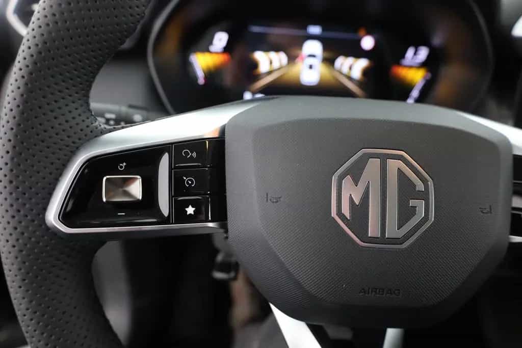 MG ZS 1.5 VTi-Tech Comfort LED Navi 360° Sitzheizun 12/2025-photo-14