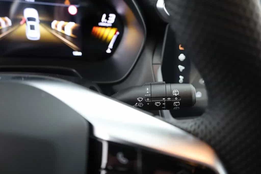 MG ZS 1.5 VTi-Tech Comfort LED Navi 360° Sitzheizun 12/2025-photo-18
