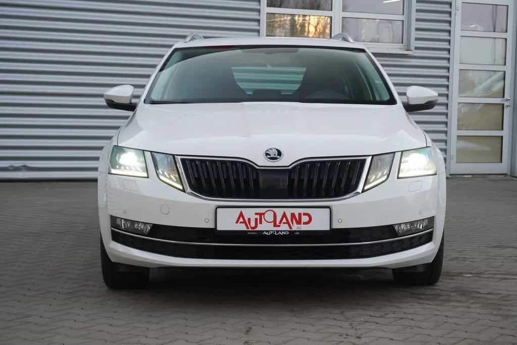 Skoda Octavia Combi 2.0 TSI Style AAC LED Navi SHZ Spo 11/2019-photo-1