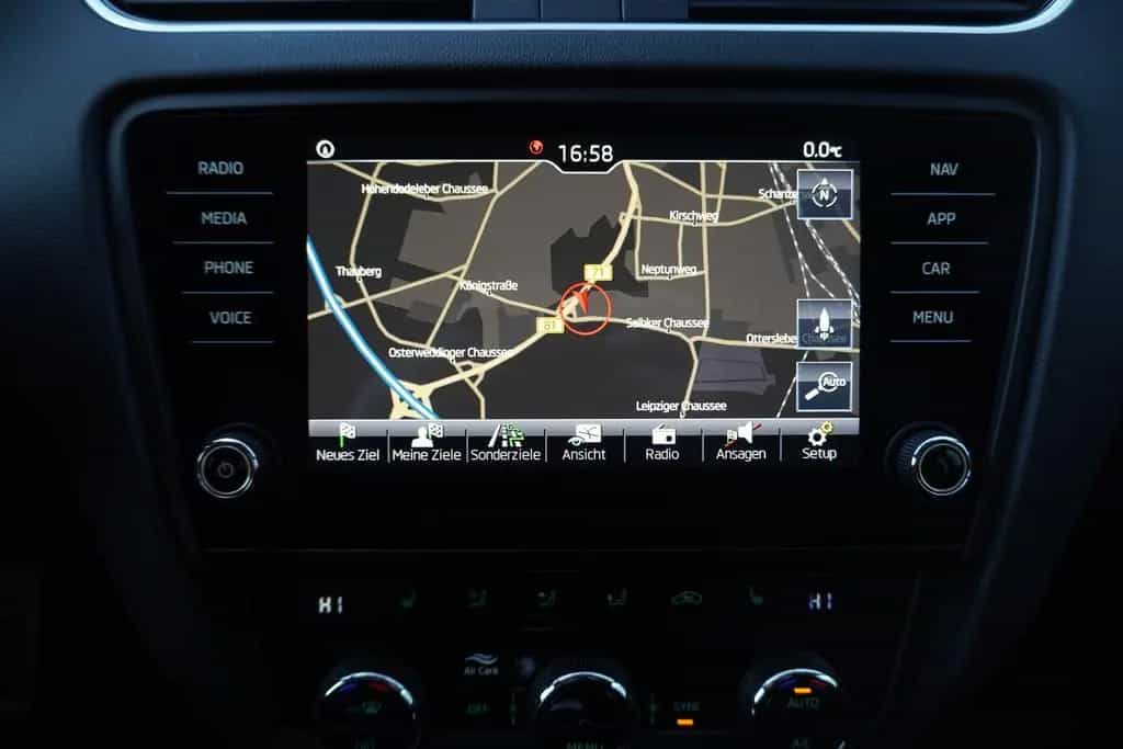 Skoda Octavia Combi 2.0 TSI Style AAC LED Navi SHZ Spo 11/2019-photo-20
