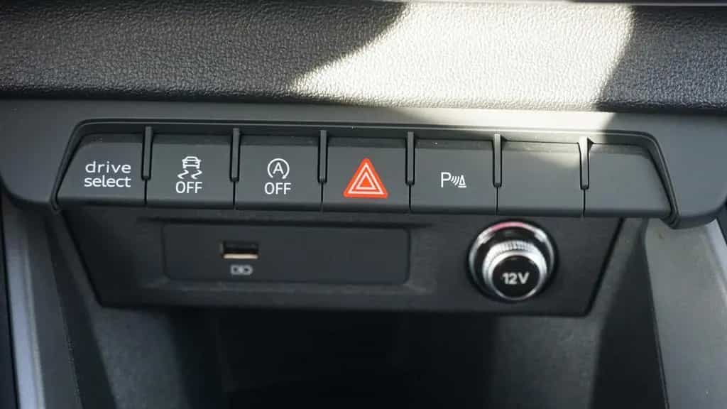 Audi A1 SB 40 TFSI S line S-Tronic LED Navi ACC PDC 09/2020-photo-25