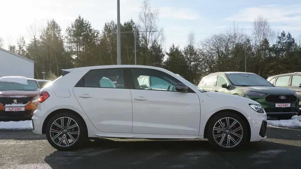 Audi A1 SB 40 TFSI S line S-Tronic LED Navi ACC PDC 09/2020-photo-5