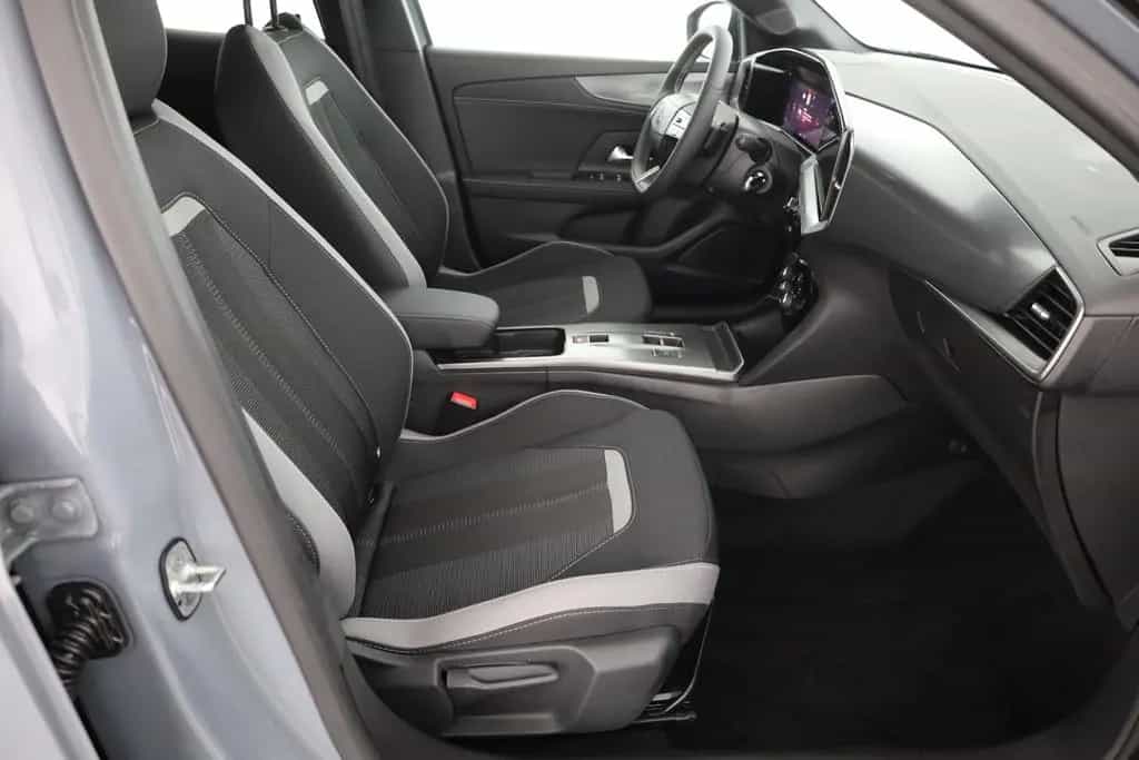 Opel Mokka GS 1.2 DI Turbo Aut. LED Kamera Sitzheizun 12/2025-photo-21