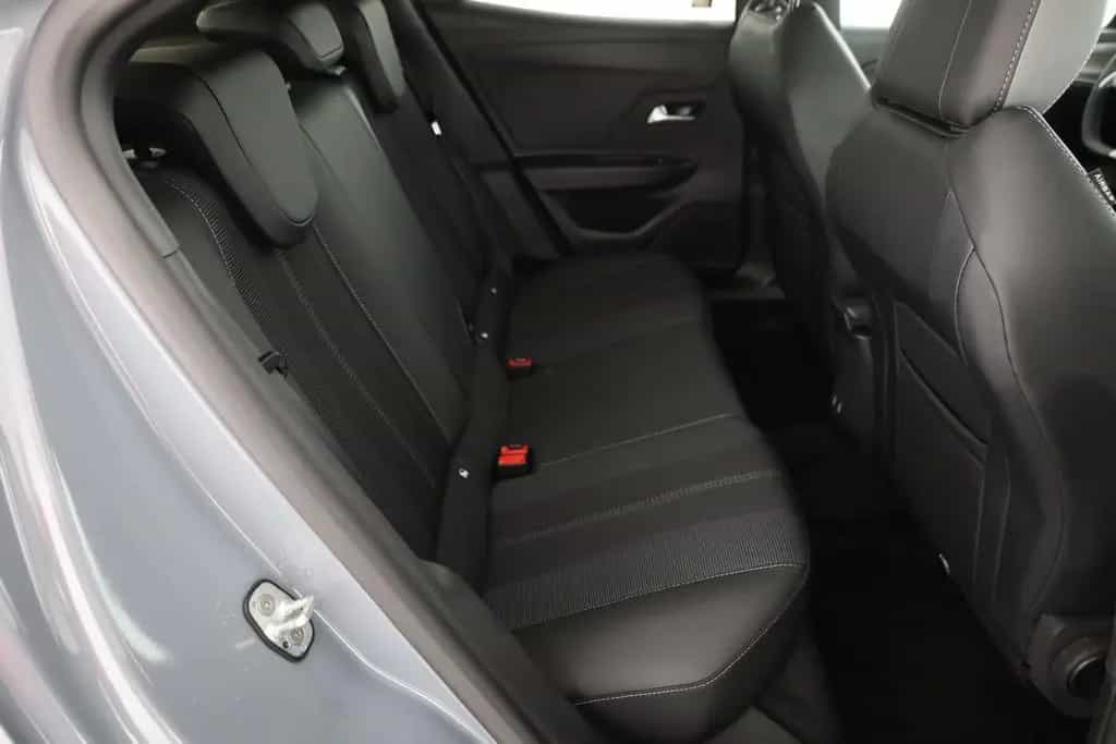 Opel Mokka GS 1.2 DI Turbo Aut. LED Kamera Sitzheizun 12/2025-photo-22