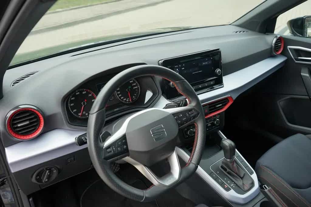 Seat Arona 1.0 TSI FR DSG LED FullLink Sitzheizung 03/2022-photo-11