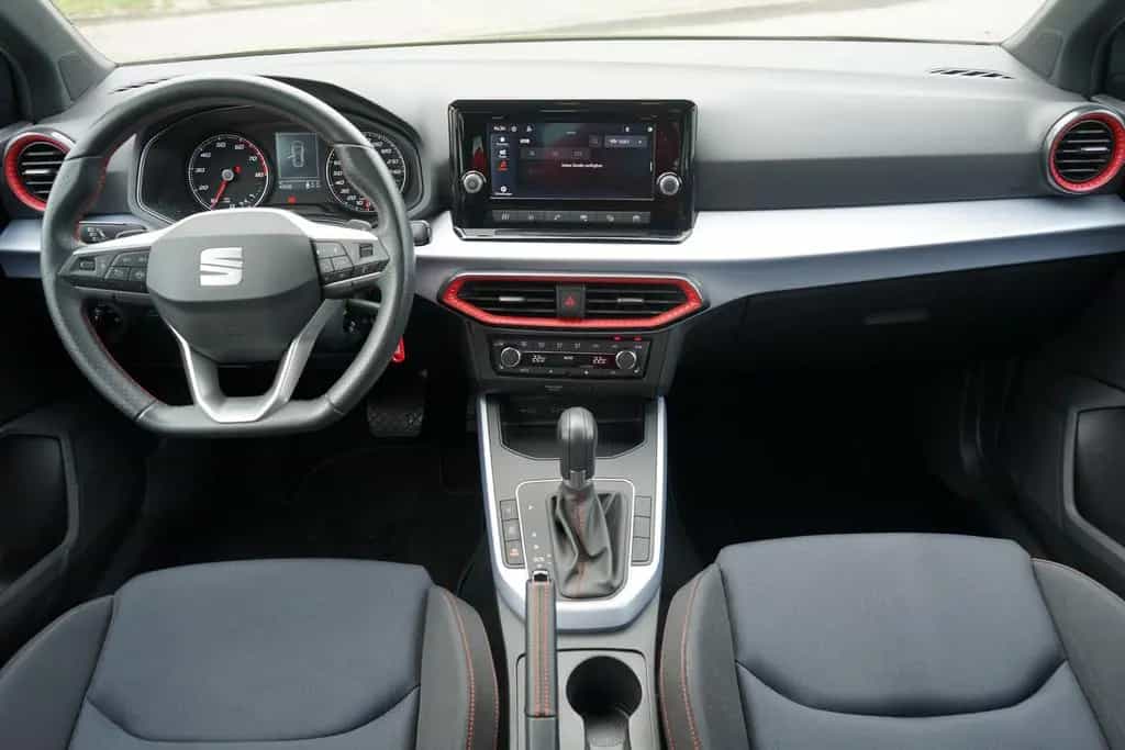Seat Arona 1.0 TSI FR DSG LED FullLink Sitzheizung 03/2022-photo-12