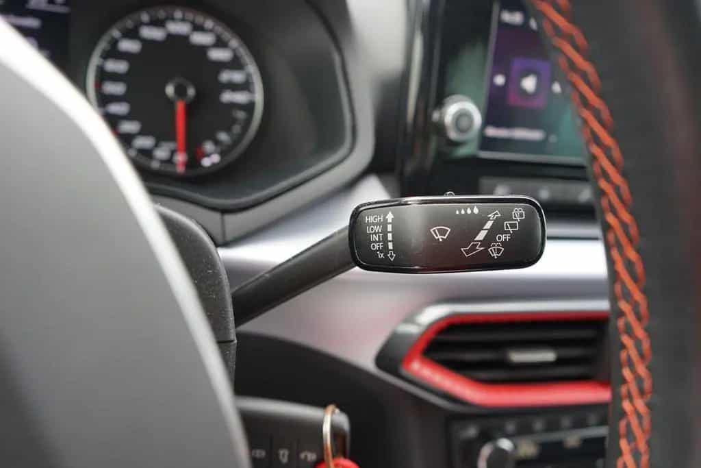 Seat Arona 1.0 TSI FR DSG LED FullLink Sitzheizung 03/2022-photo-24