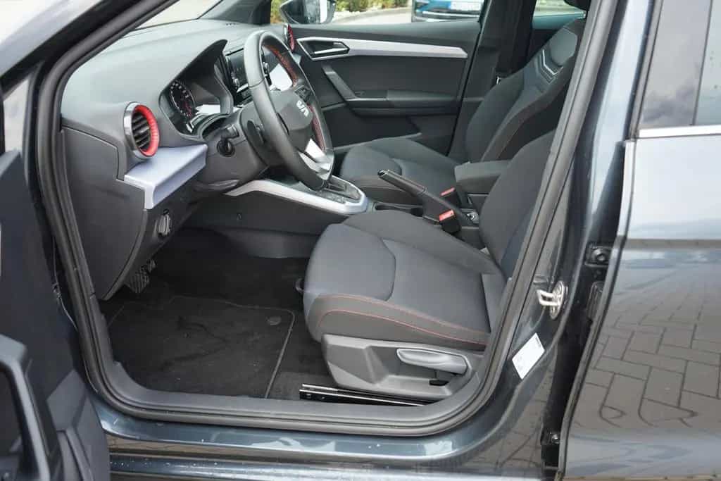 Seat Arona 1.0 TSI FR DSG LED FullLink Sitzheizung 03/2022-photo-28