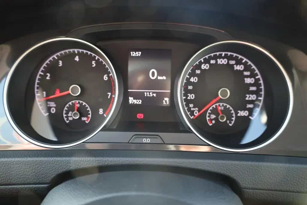 Volkswagen Golf VII 1.4 TSI Comfortline Sitzheizung PDC USB 09/2017-photo-17