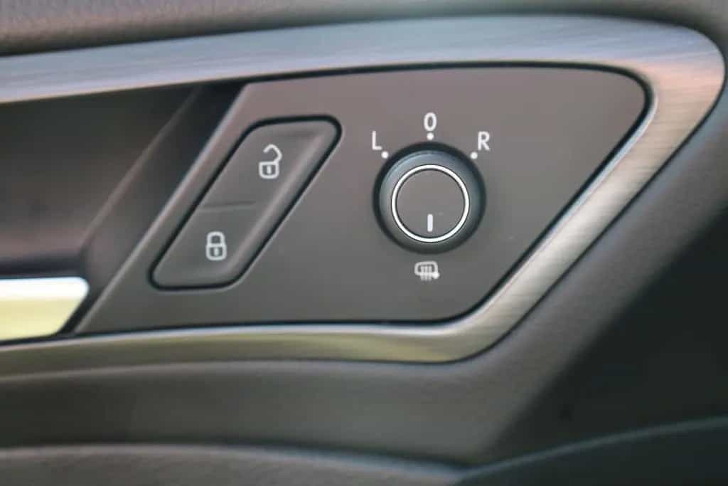 Volkswagen Golf VII 1.4 TSI Comfortline Sitzheizung PDC USB 09/2017-photo-19