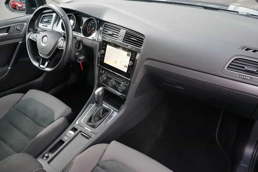 Volkswagen Golf VII Variant 1.5 TSI Navi ACC Kamera 04/2020-photo-4