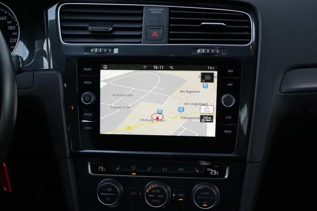 Volkswagen Golf VII Variant 1.5 TSI Navi ACC Kamera 04/2020-photo-9