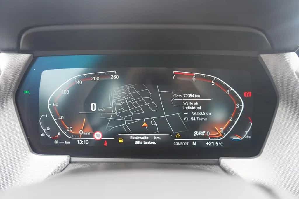 BMW 118 i Advantage LED Navi Tempomat Sitzheizung USB 07/2022-photo-26