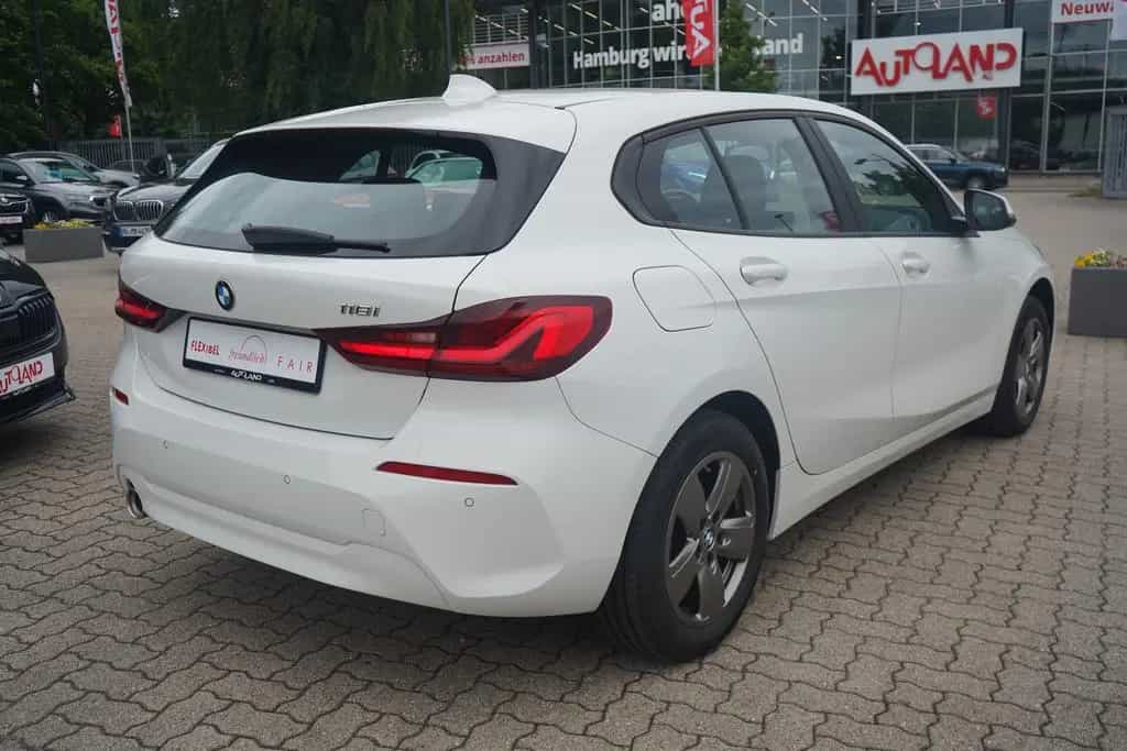 BMW 118 i Advantage LED Navi Tempomat Sitzheizung USB 07/2022-photo-4