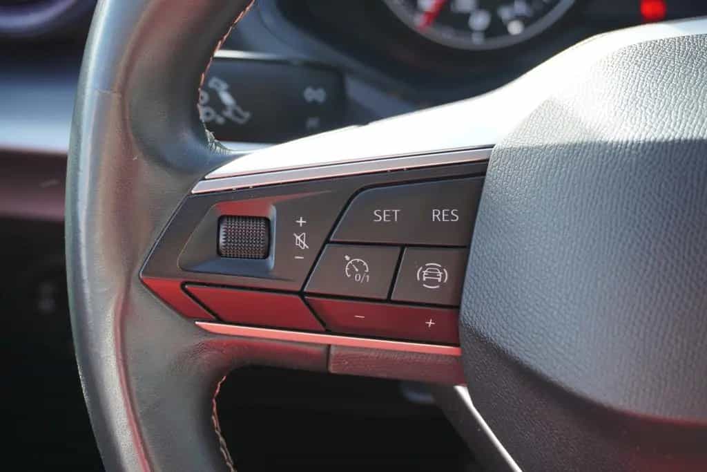 Seat Ibiza 1.0 TSI Xcellence LED Navi FullLink AHK 03/2022-photo-17