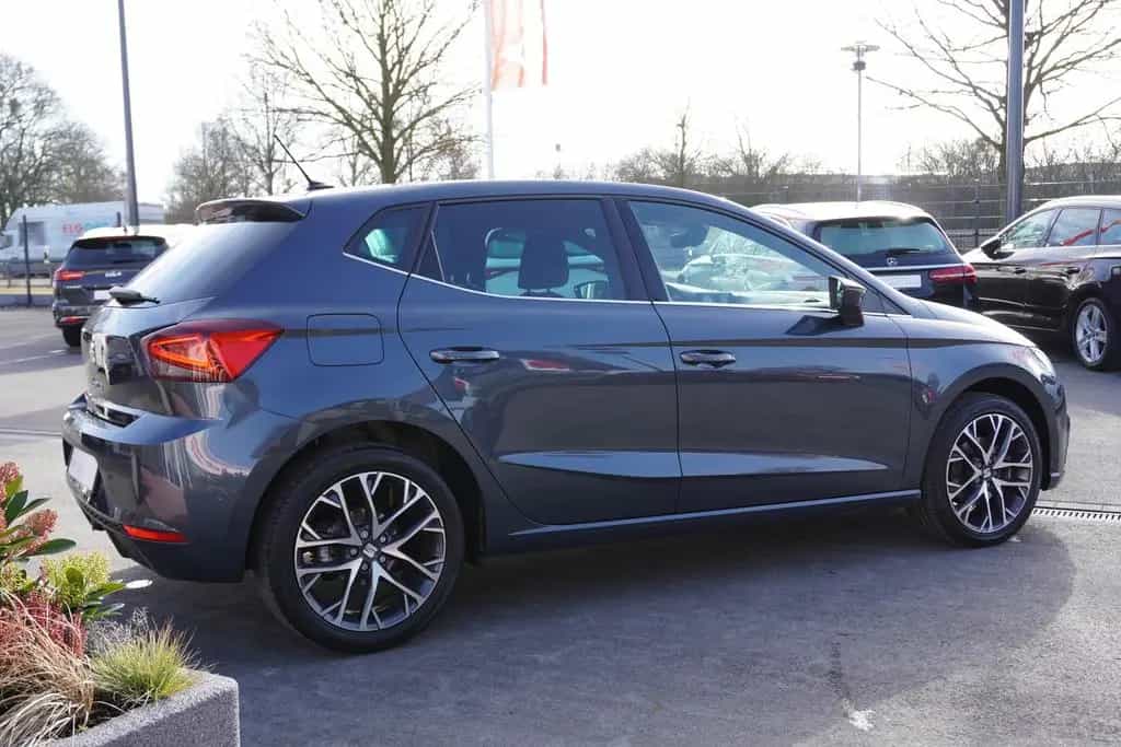Seat Ibiza 1.0 TSI Xcellence LED Navi FullLink AHK 03/2022-photo-4