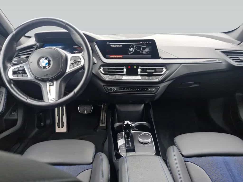 BMW 1 Series 118i Aut. M Sport HiFi LED Navi 03/2023-photo-14