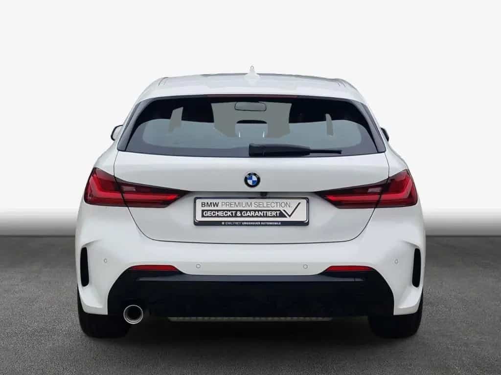 BMW 1 Series 118i Aut. M Sport HiFi LED Navi 03/2023-photo-5