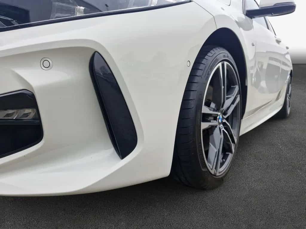 BMW 1 Series 118i Aut. M Sport HiFi LED Navi 03/2023-photo-6