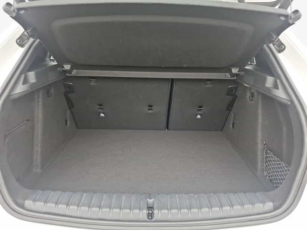 BMW 1 Series 118i Aut. M Sport HiFi LED Navi 03/2023-photo-9