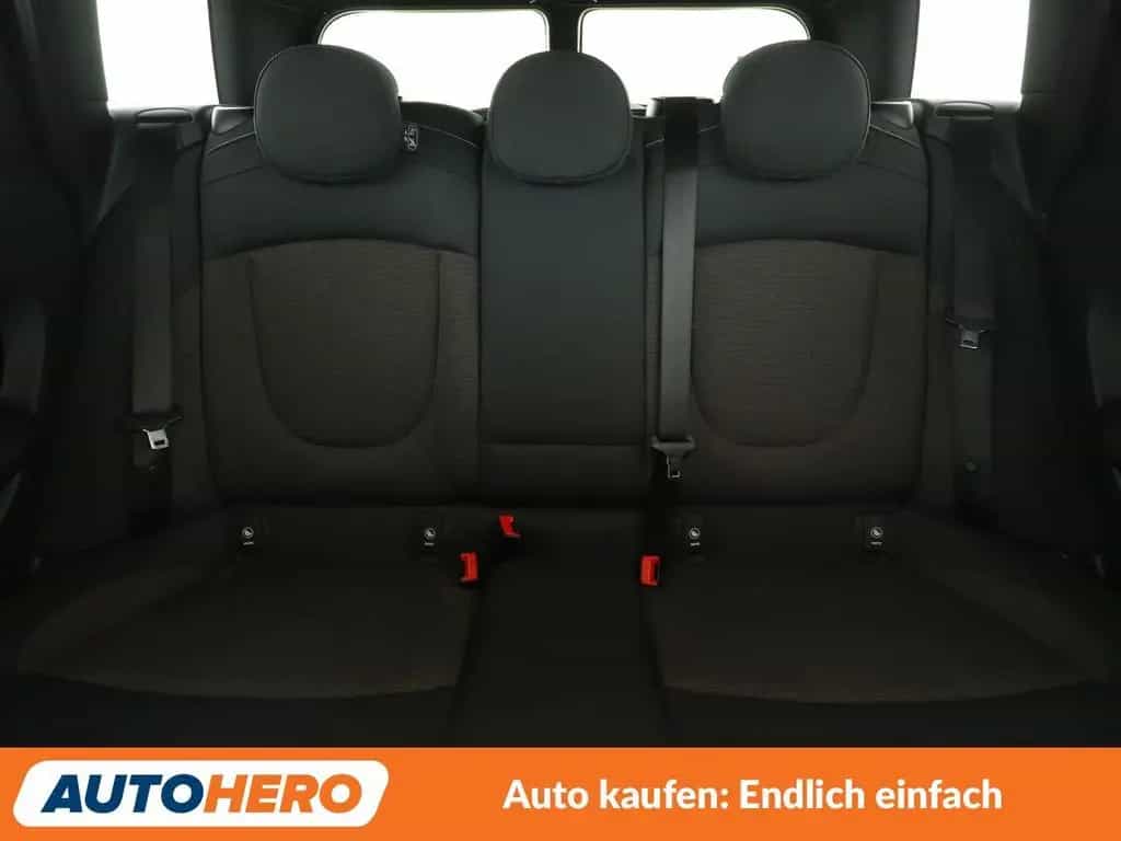 MINI One Clubman Clubman One Aut.*NAVI*LED*CAM*PDC* 03/2019-photo-15