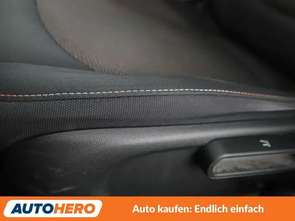 MINI One Clubman Clubman One Aut.*NAVI*LED*CAM*PDC* 03/2019-photo-26
