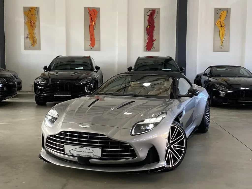 Aston Martin DB12 Volante Q-Special Paint/B&W/Inspire Comfort 04/2024-photo-0