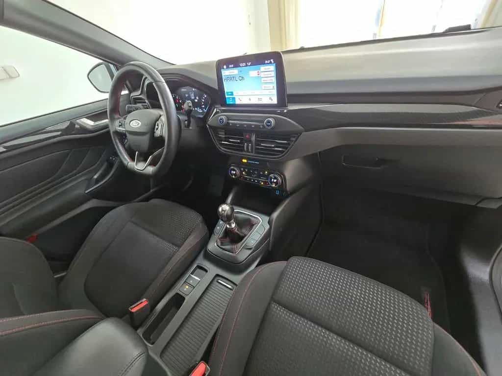 Ford Focus Turnier 1.5 ST-Line LED Keyless Carplay 18 06/2019-photo-8
