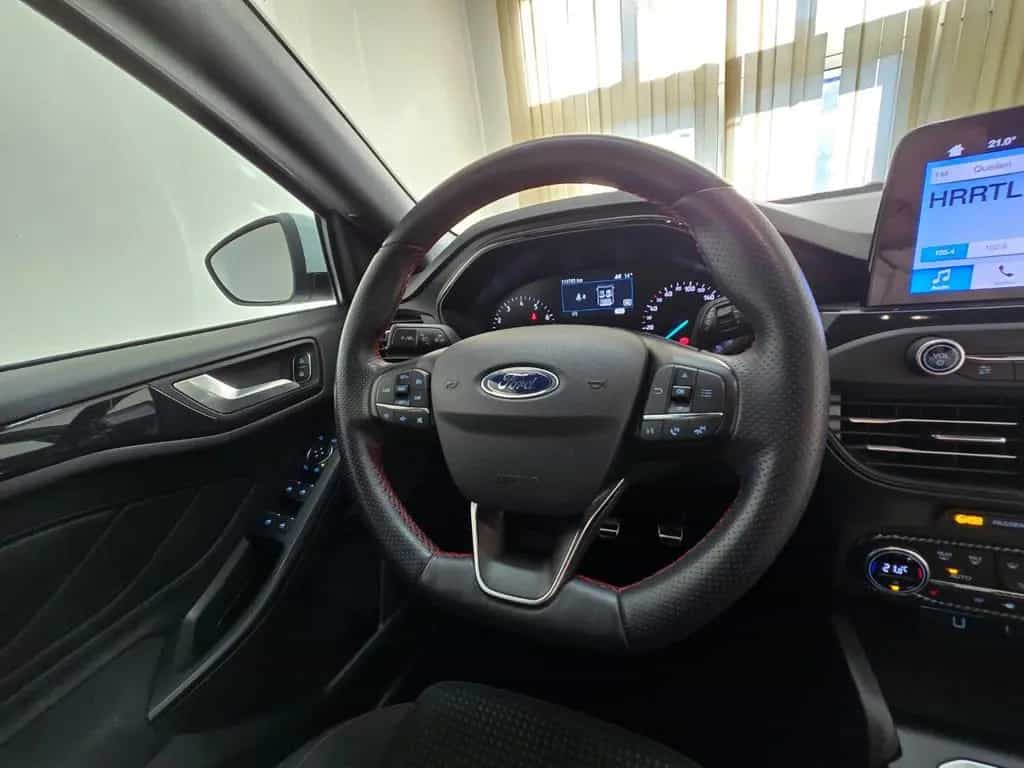 Ford Focus Turnier 1.5 ST-Line LED Keyless Carplay 18 06/2019-photo-9
