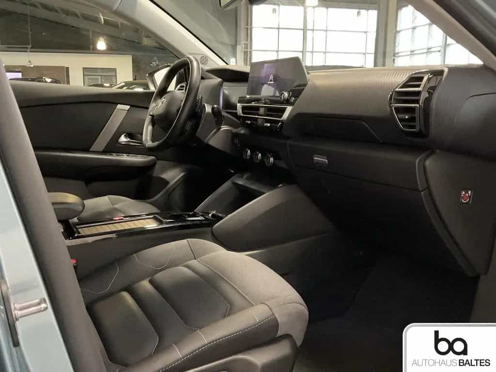 Citroën C4 1.2 PureTech 130 Shine LED/Navi/HuD/360*/Appl 01/2024-photo-3