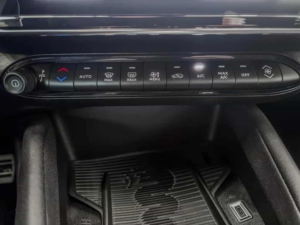 Alfa Romeo Junior SPECIALE IBRIDA MATRIX ACC KEYLESS NAV... 01/2026-photo-34