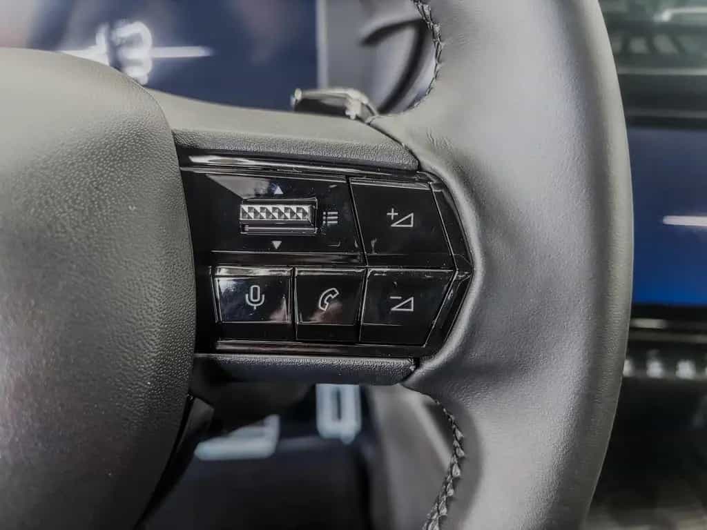 Alfa Romeo Junior SPECIALE IBRIDA MATRIX ACC KEYLESS NAV... 01/2026-photo-23