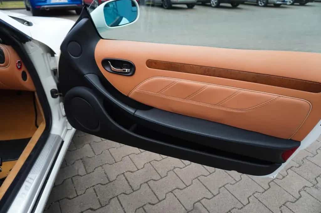 Maserati 4200 GT *Coupe*LEDER*NAVI*Scheckheft* 05/2003-photo-12