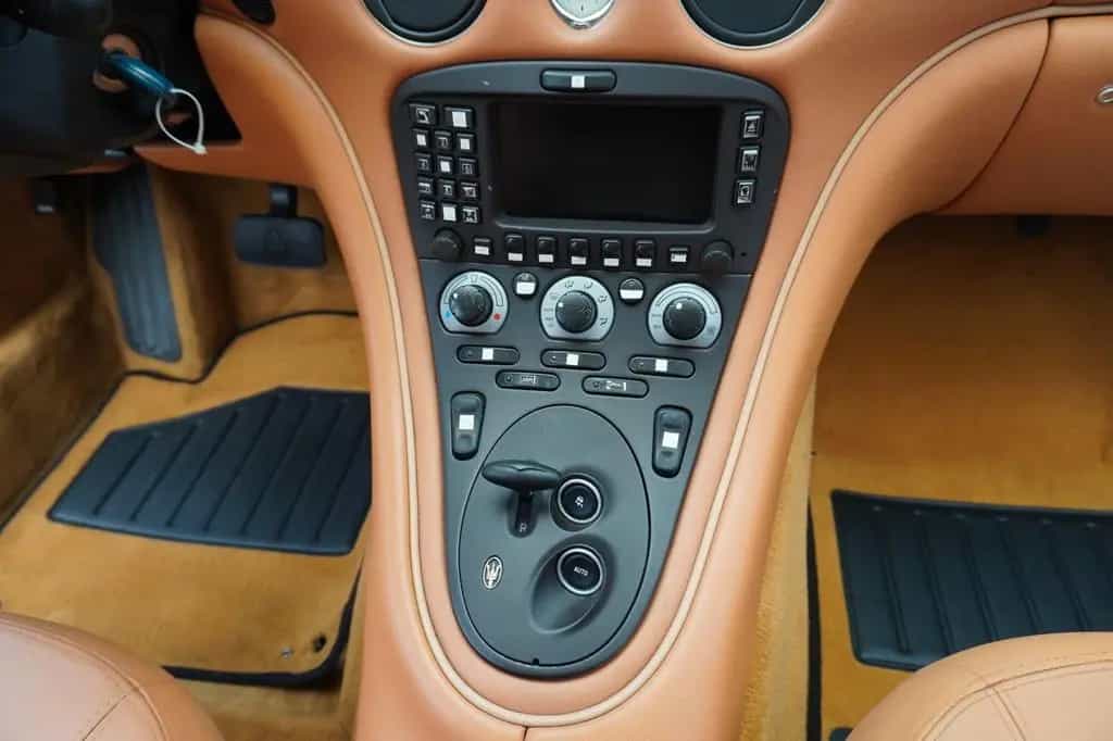 Maserati 4200 GT *Coupe*LEDER*NAVI*Scheckheft* 05/2003-photo-14
