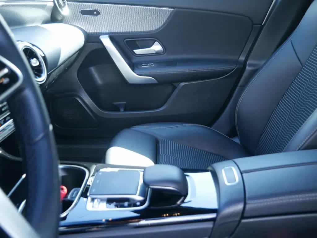 Mercedes-Benz A-Class 220 Progressive SHZ PTS NAVI LED MBUX VOLL-LED 04/2019-photo-17
