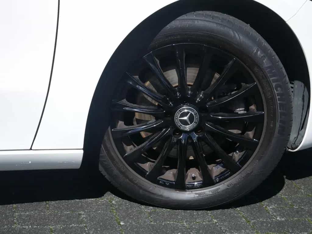 Mercedes-Benz A-Class 220 Progressive SHZ PTS NAVI LED MBUX VOLL-LED 04/2019-photo-4