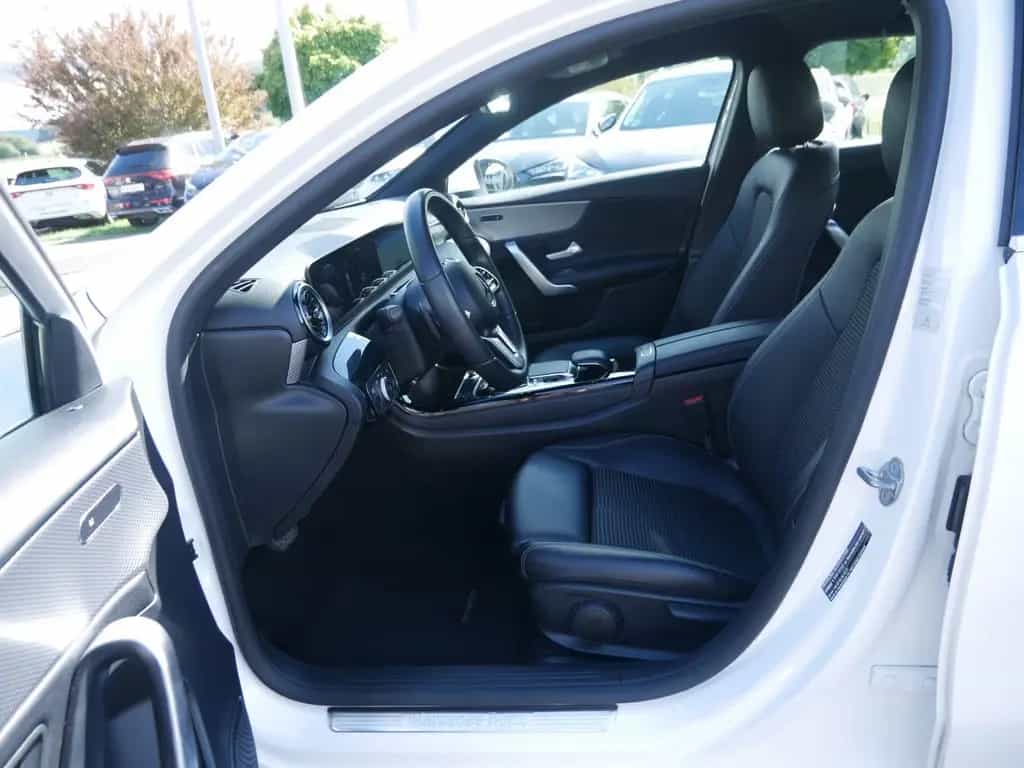 Mercedes-Benz A-Class 220 Progressive SHZ PTS NAVI LED MBUX VOLL-LED 04/2019-photo-6