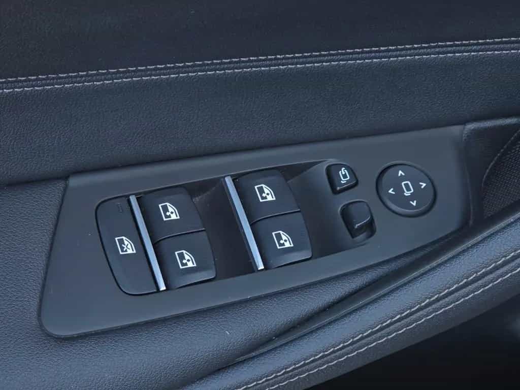 BMW 5 Series 520 d Limousine*AUT*LIVE*NAVI*LEDER*LED*ALU*SHZ* 12/2022-photo-27