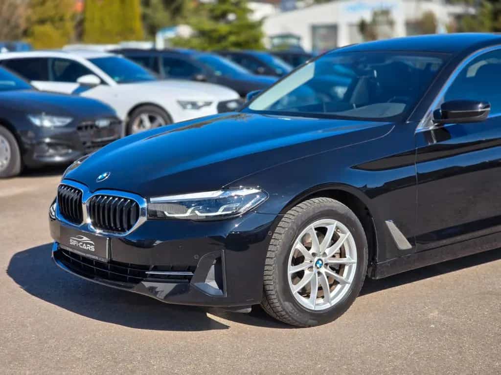 BMW 5 Series 520 d Limousine*AUT*LIVE*NAVI*LEDER*LED*ALU*SHZ* 12/2022-photo-3