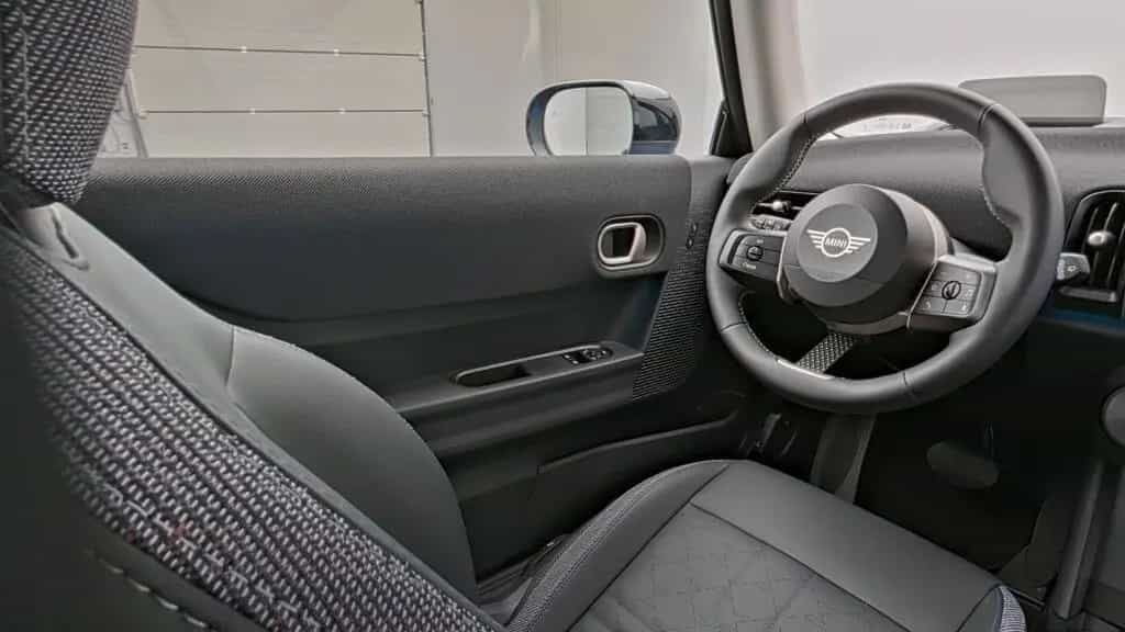 MINI Cooper C 02/2025-photo-10