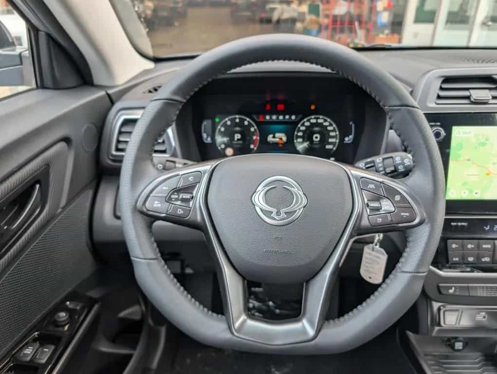 KGM Tivoli Nomad 1,5 null-photo-15