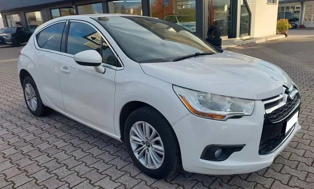 DS Automobiles DS4 Ds DS4 4 1.6 e-HDi 110 airdream Chic 09/2012-photo-0